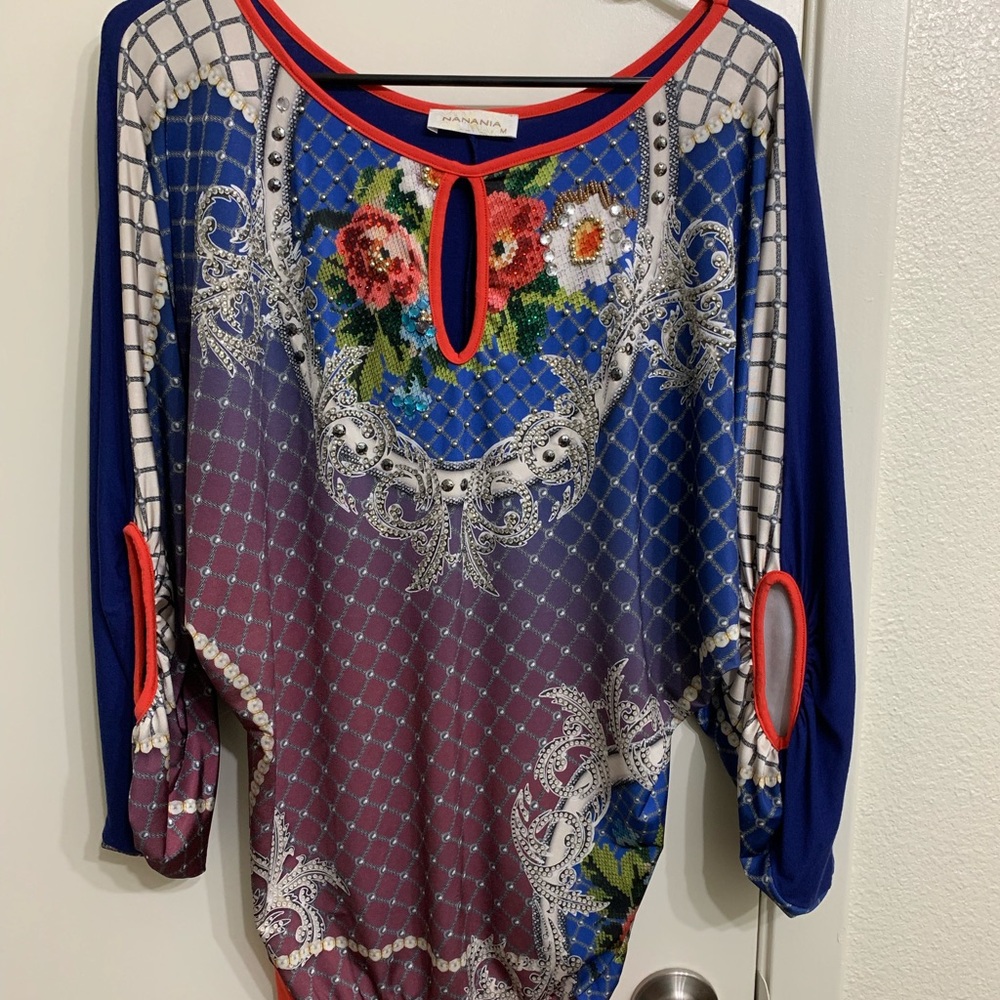 Women 3/4 sleeve top or blouse